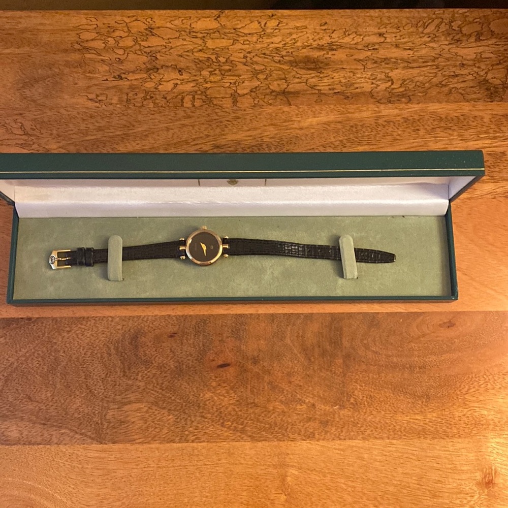 Authentic Gucci womens watch